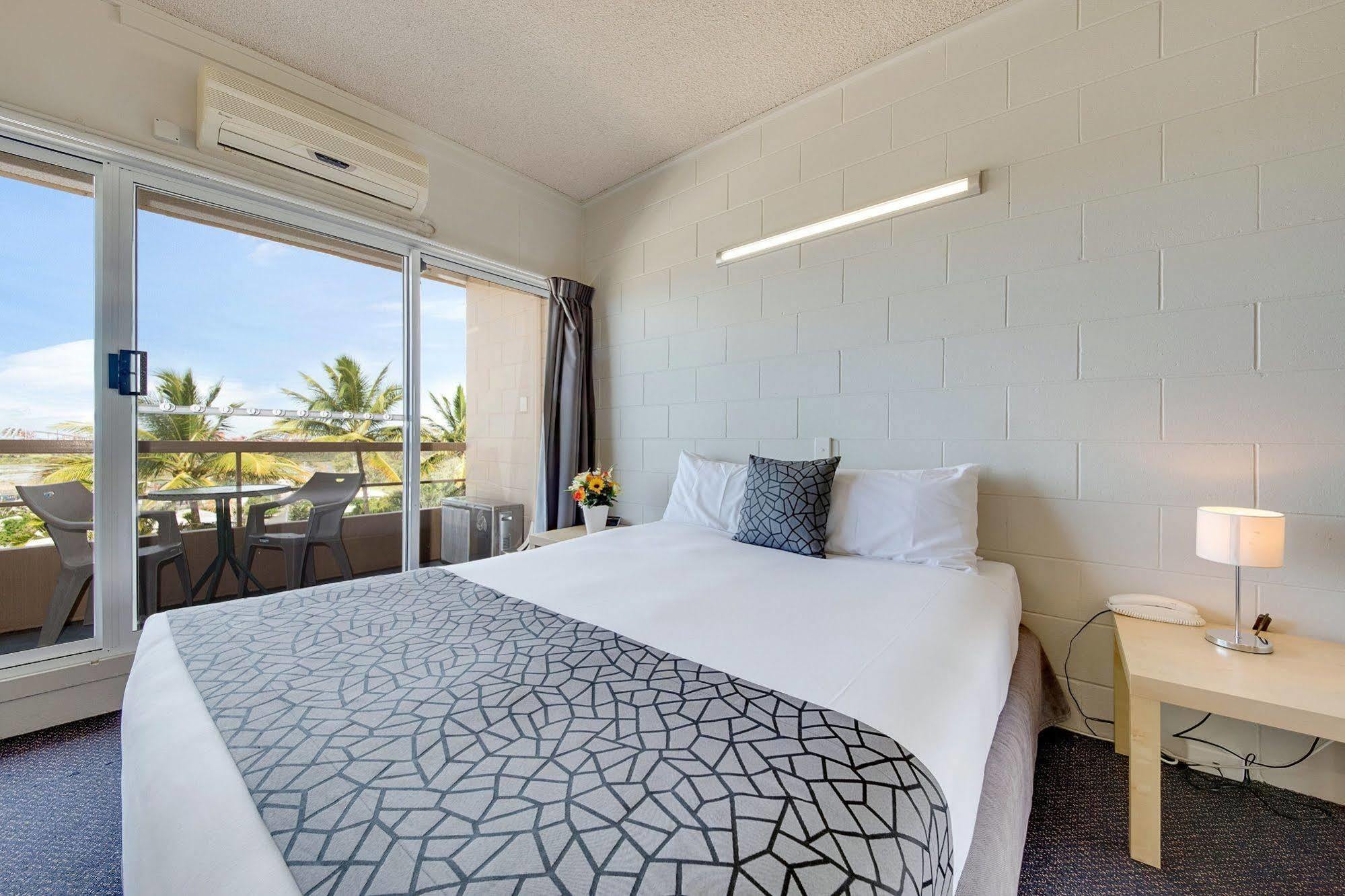 Camelot Motel Gladstone Exterior foto