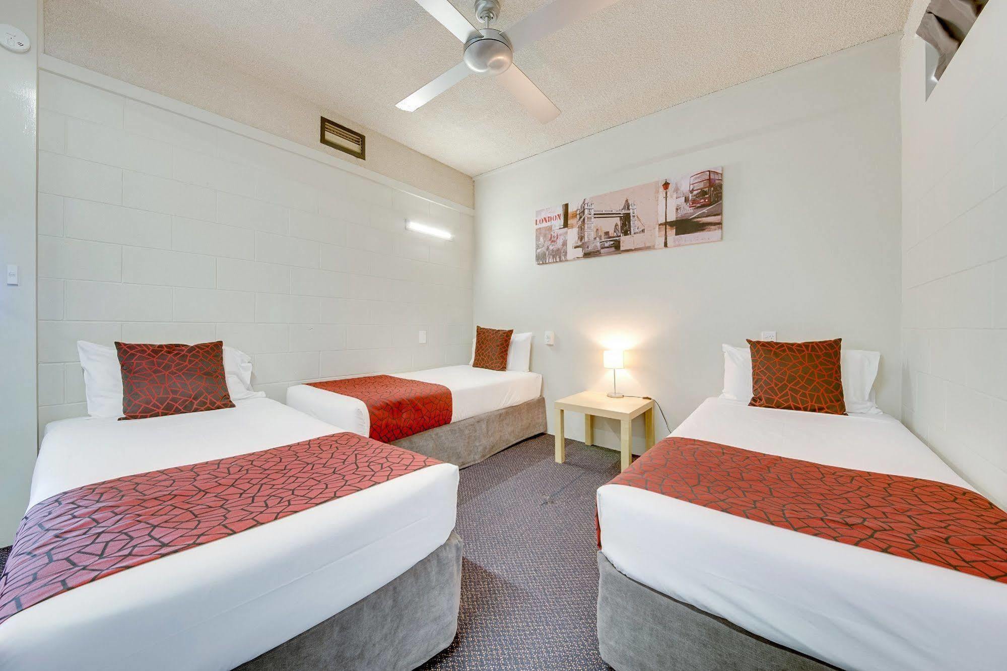 Camelot Motel Gladstone Exterior foto